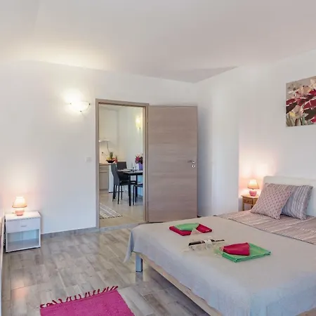 Appartamento Lavander 02